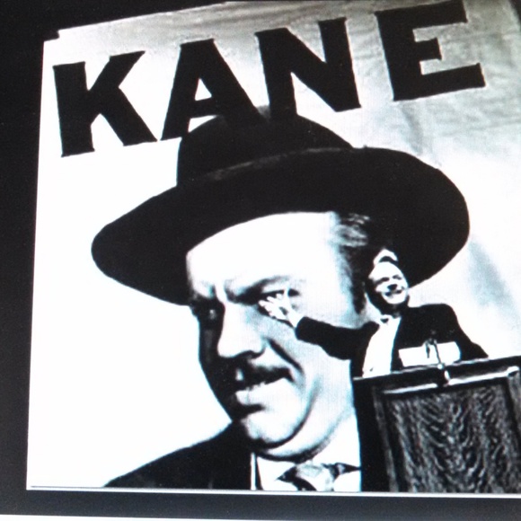 Meet your Posher, Kane - Picture 1 of 1